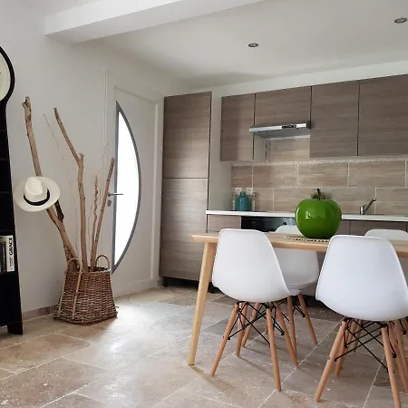 Reva Apartment
